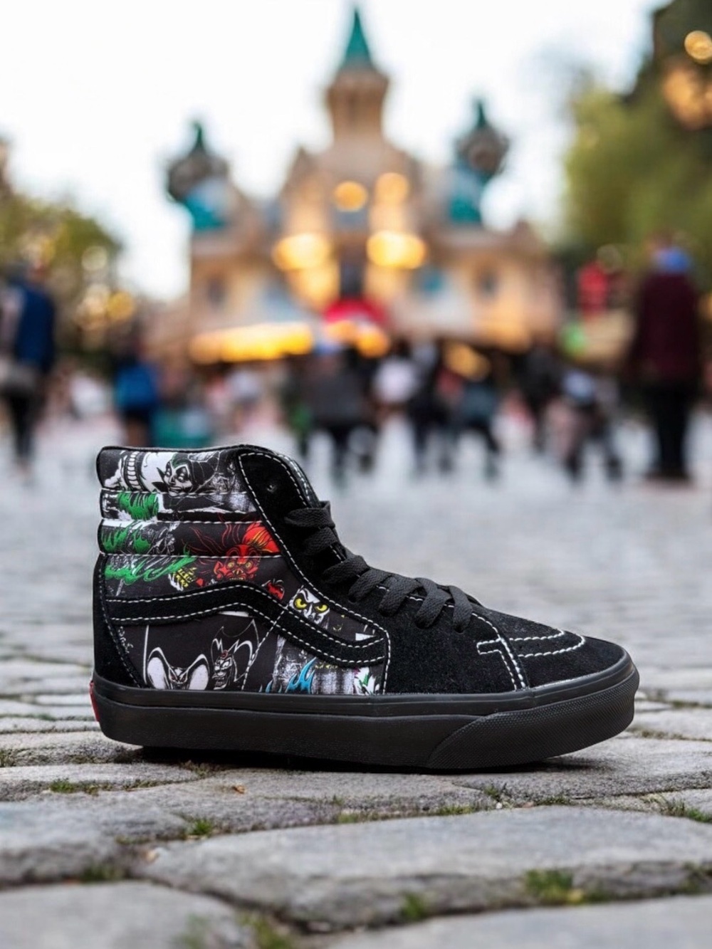 Vans Villains Special Edition Disney Sk8-Hi Sneakers - Picture 3 of 15